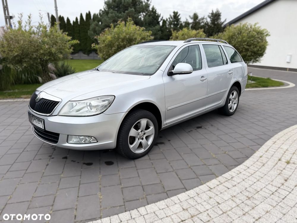 Skoda Octavia 2.0 TDI DPF Ambiente - 11