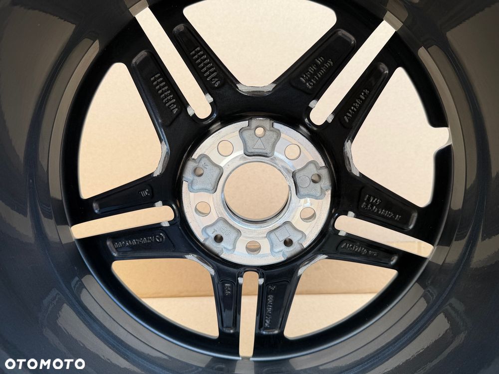 Felga aluminiowa 18 cali ET49 Mercedes Benz A2054019600 AMG - 3