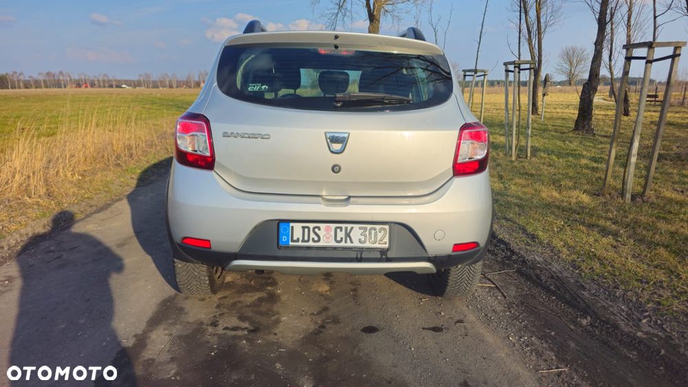 Dacia Sandero Stepway TCe 90 (S&S) Celebration - 11