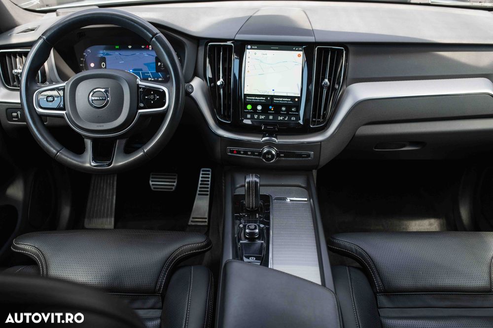 Volvo XC 60 B4 MHEV AT8 AWD R-Design - 8