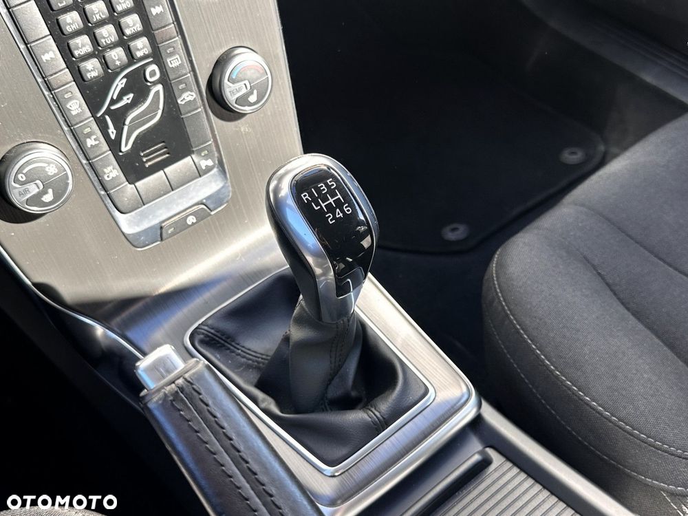 Volvo V40 - 19