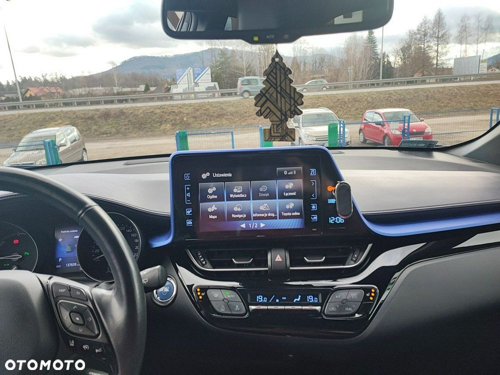Toyota C-HR - 19