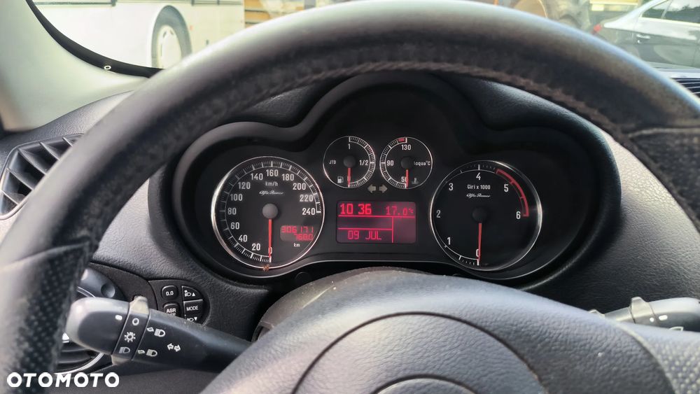 Alfa Romeo 147 - 5