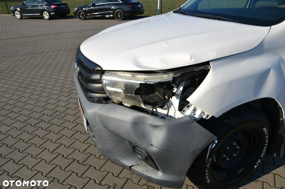 Toyota Hilux - 13