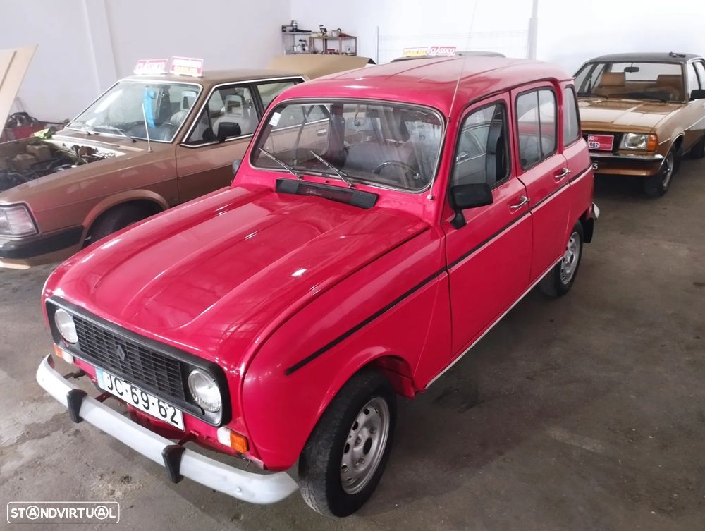 Renault 4 - 1