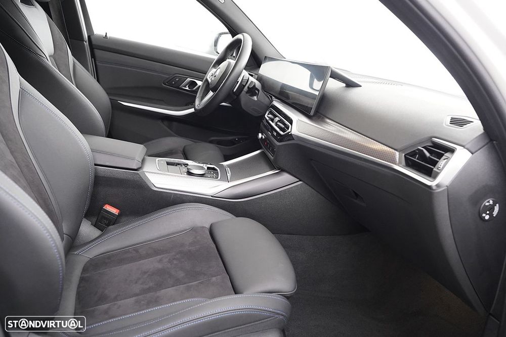 BMW 330 e Pack Desportivo M Auto - 21