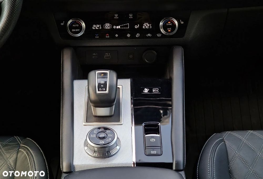 Mitsubishi Outlander 2.4 4WD Diamant TOP - 15