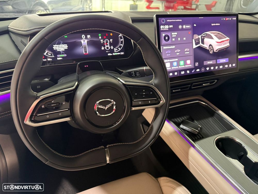 Mazda 6e 68.8 kWh Takumi - 11