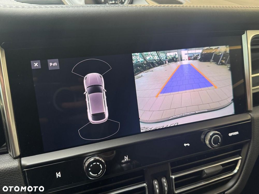 Porsche Macan Standard - 17