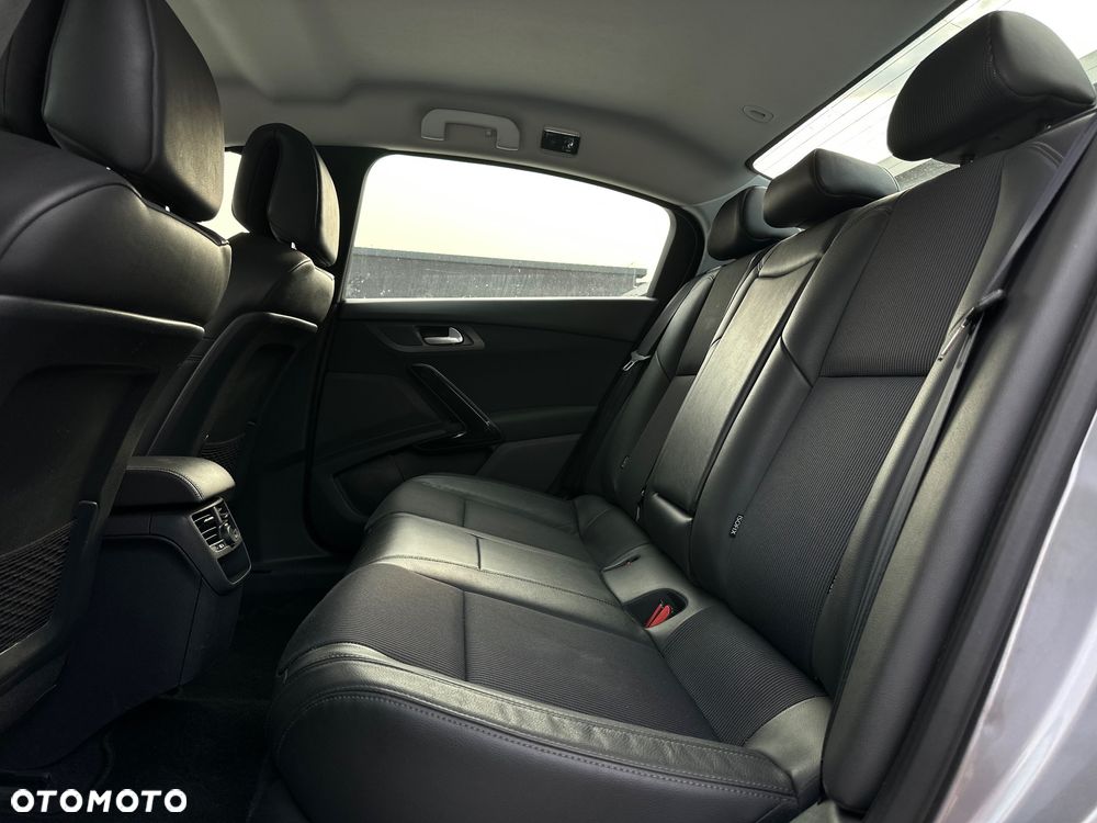 Peugeot 508 1.6 e-THP Allure S&S - 24