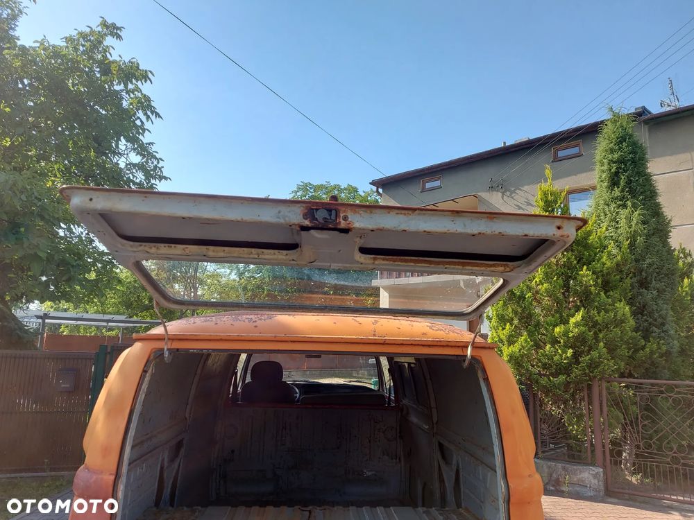 Volkswagen Transporter - 8