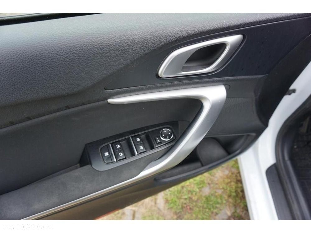Kia Ceed - 15