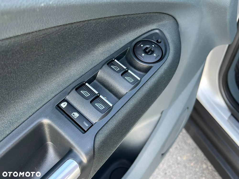 Ford C-MAX 2.0 TDCi Titanium - 28