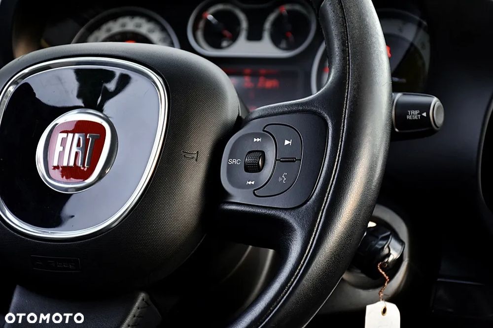 Fiat 500L 1.4 16V Connect - 22