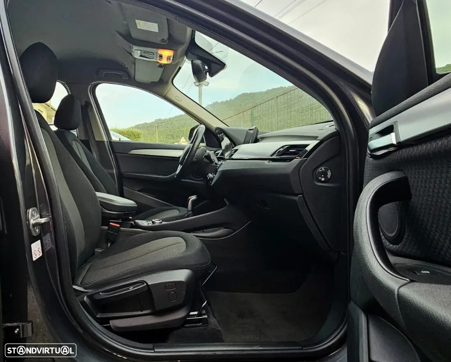 BMW X1 18 d sDrive xLine - 21