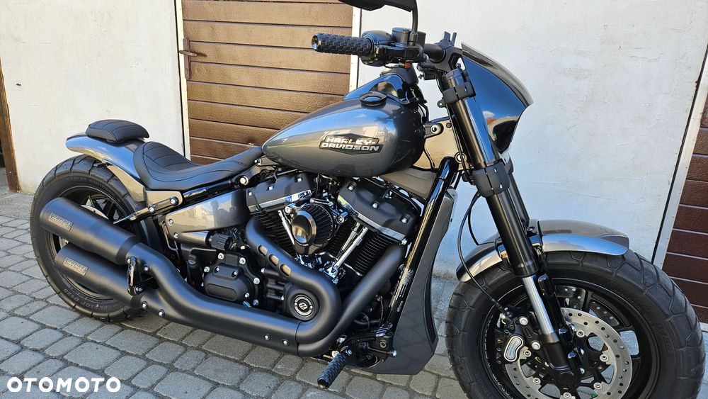 Harley-Davidson Softail Fat Bob - 2