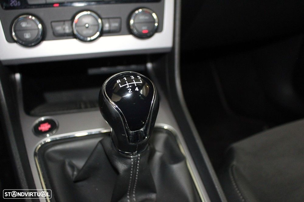 SEAT Leon ST 1.6 TDI Style S/S - 24