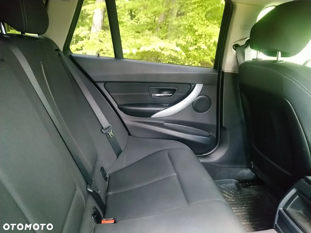 BMW Seria 3 - 19