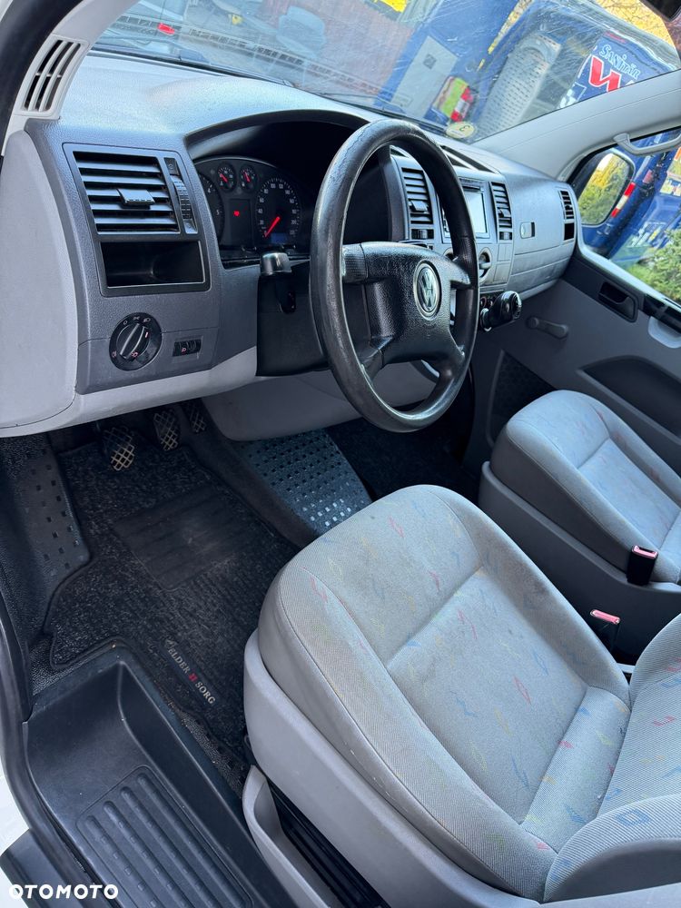 Volkswagen Transporter - 21