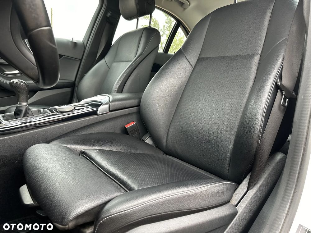 Mercedes-Benz Klasa C 200 - 22