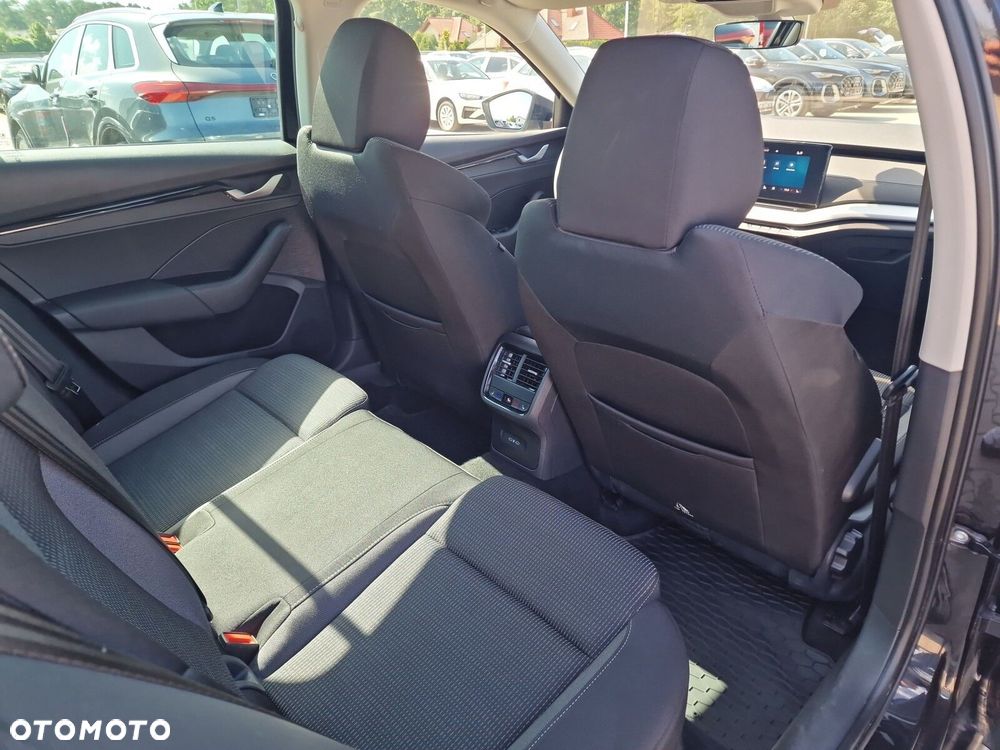 Skoda Octavia 1.5 TSI mHEV Selection DSG - 26