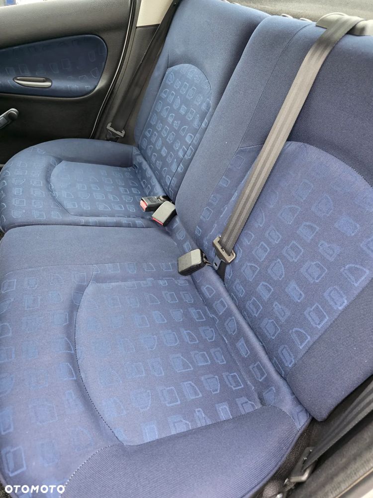 Peugeot 206 75 Grand Filou - 14