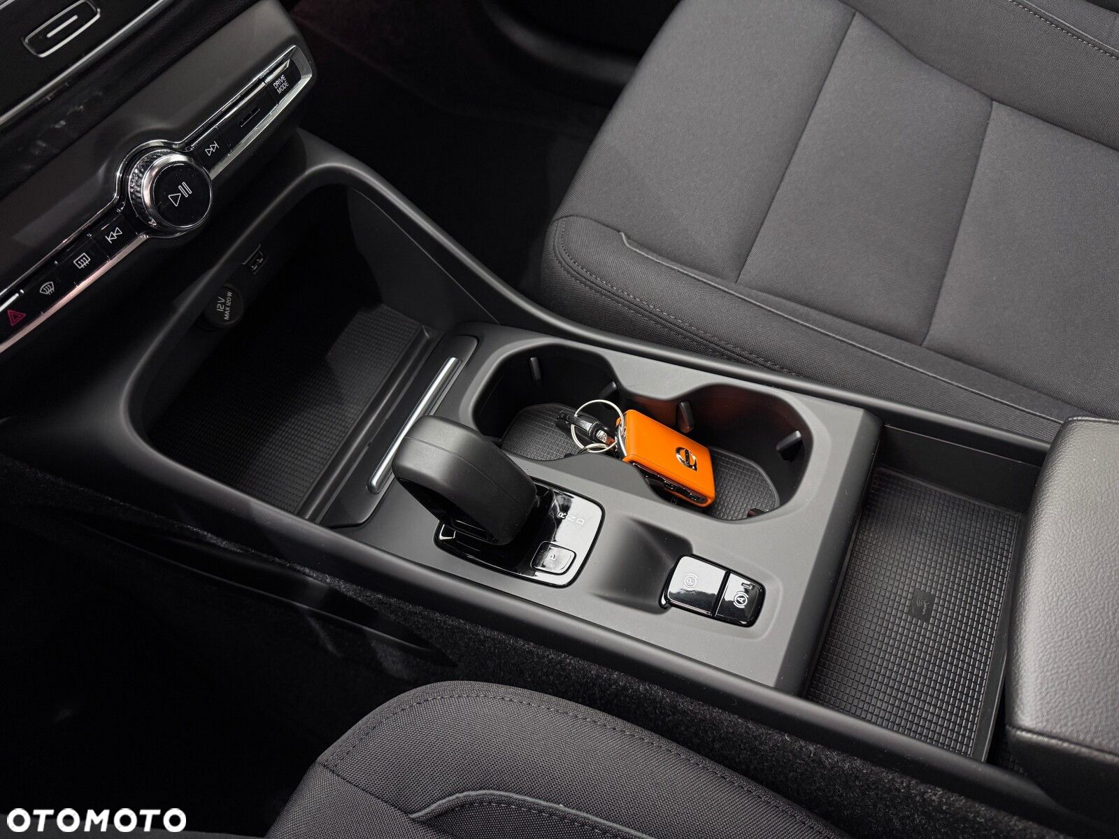 Volvo XC 40 - 26
