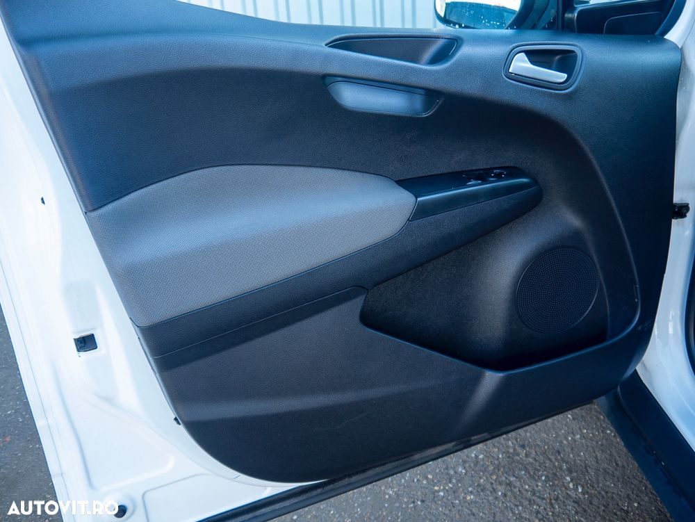 Ford Tourneo Courier 1.5 TDCi Trend - 27