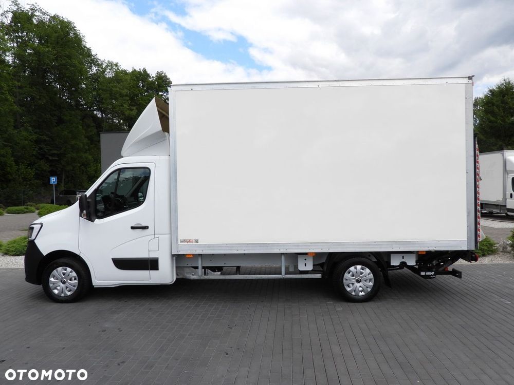 Renault MASTER KONTENER WINDA 8 PALET TEMPOMAT LEDY KLIMATYZACJA  145KM - 10