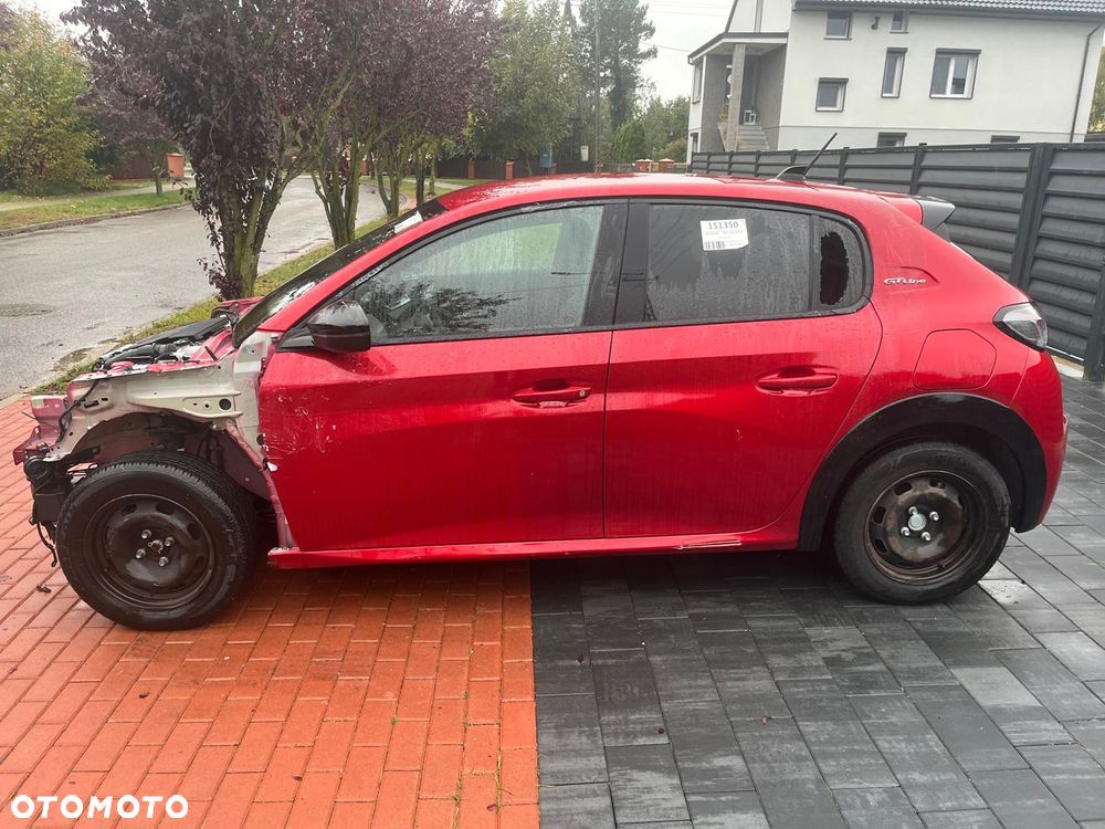 Peugeot 208 1.2 PureTech GPF Allure S&S - 8