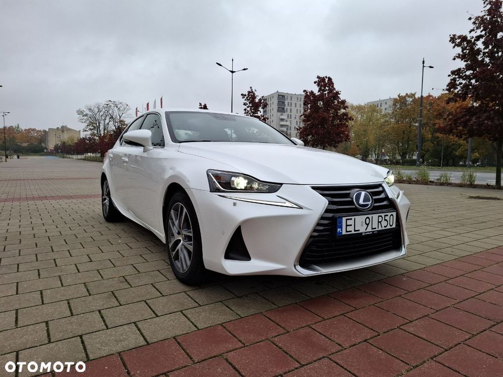 Lexus IS - 4