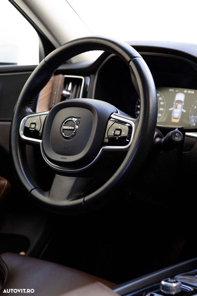 Volvo XC 60 T5 AWD Inscription - 35