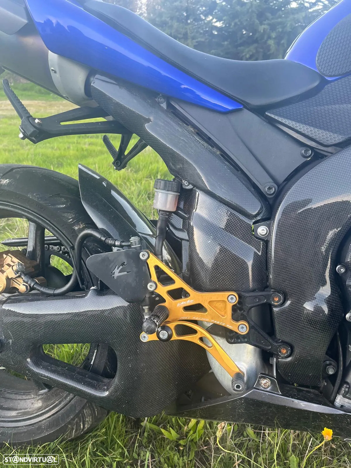 Yamaha YZF R1 - 7