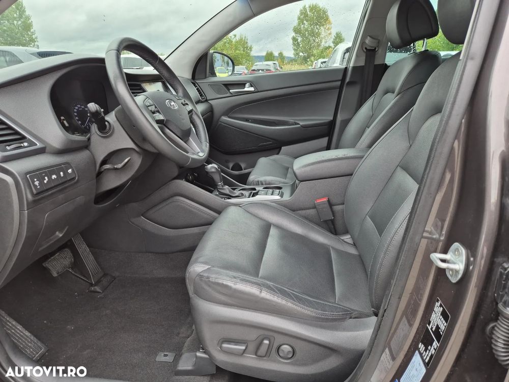 Hyundai Tucson 2.0 CRDI 4WD Automatik Style - 11