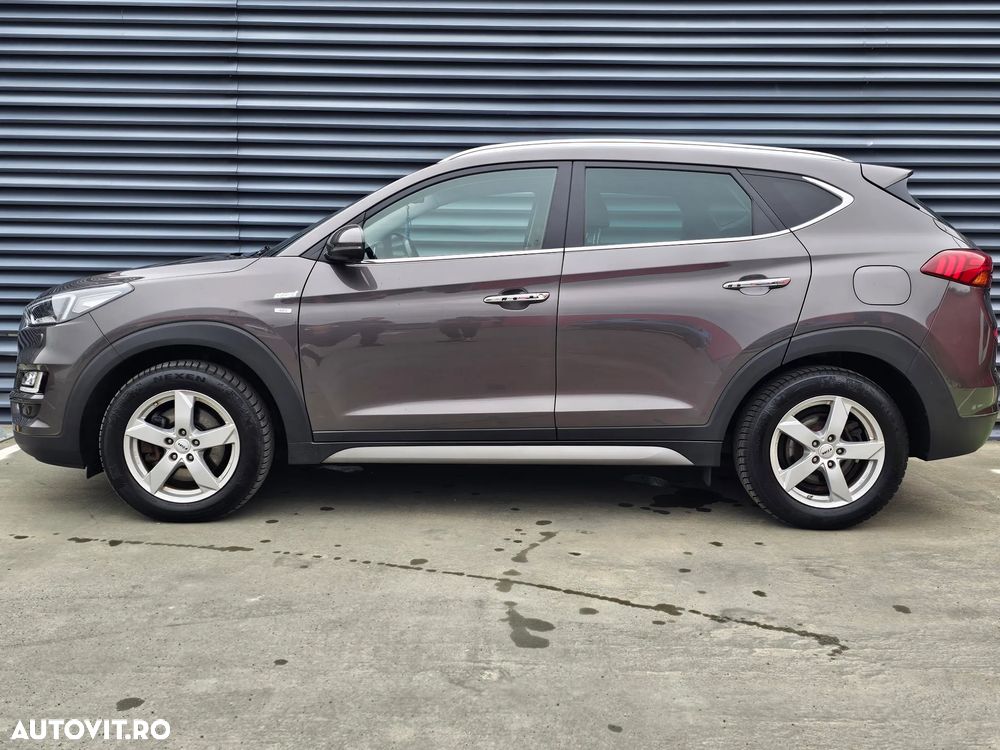 Hyundai Tucson 2.0 CRDI 4WD Automatik Premium - 16