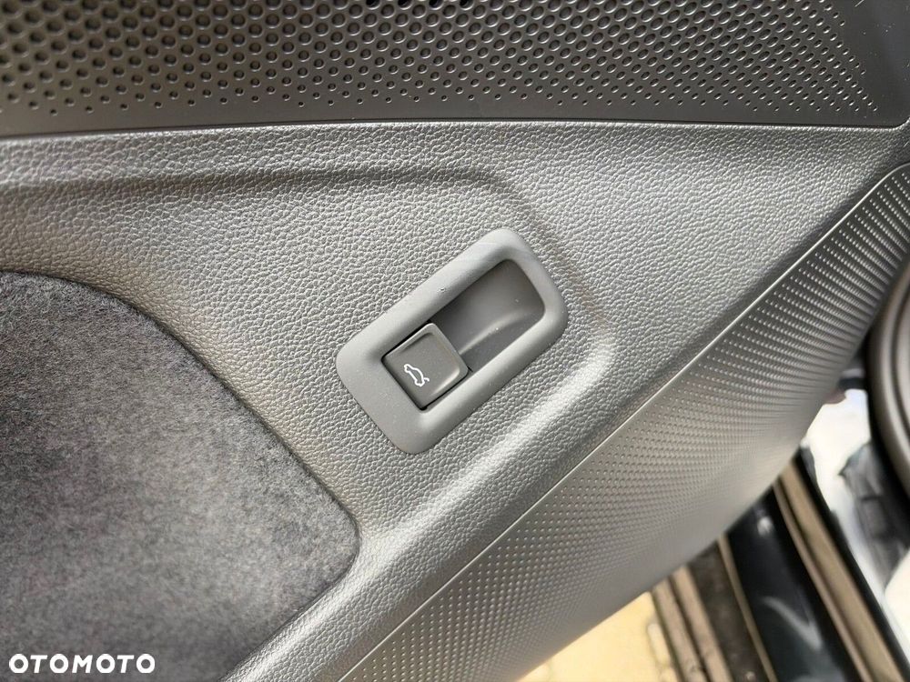 Skoda Superb 2.0 TSI Sportline DSG - 28