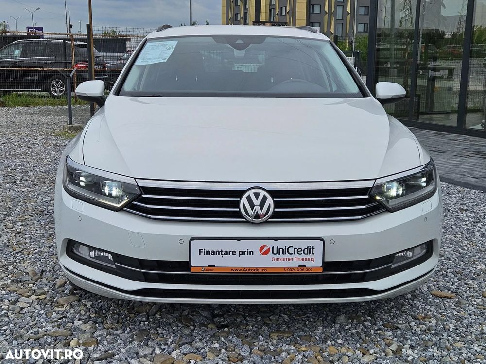 Volkswagen Passat 2.0 TDI DSG Comfortline - 9