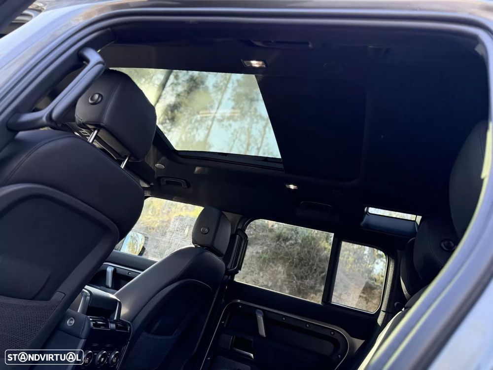 Land Rover Defender 2.0 P400e 110 AWD X-Dynamic HSE - 19