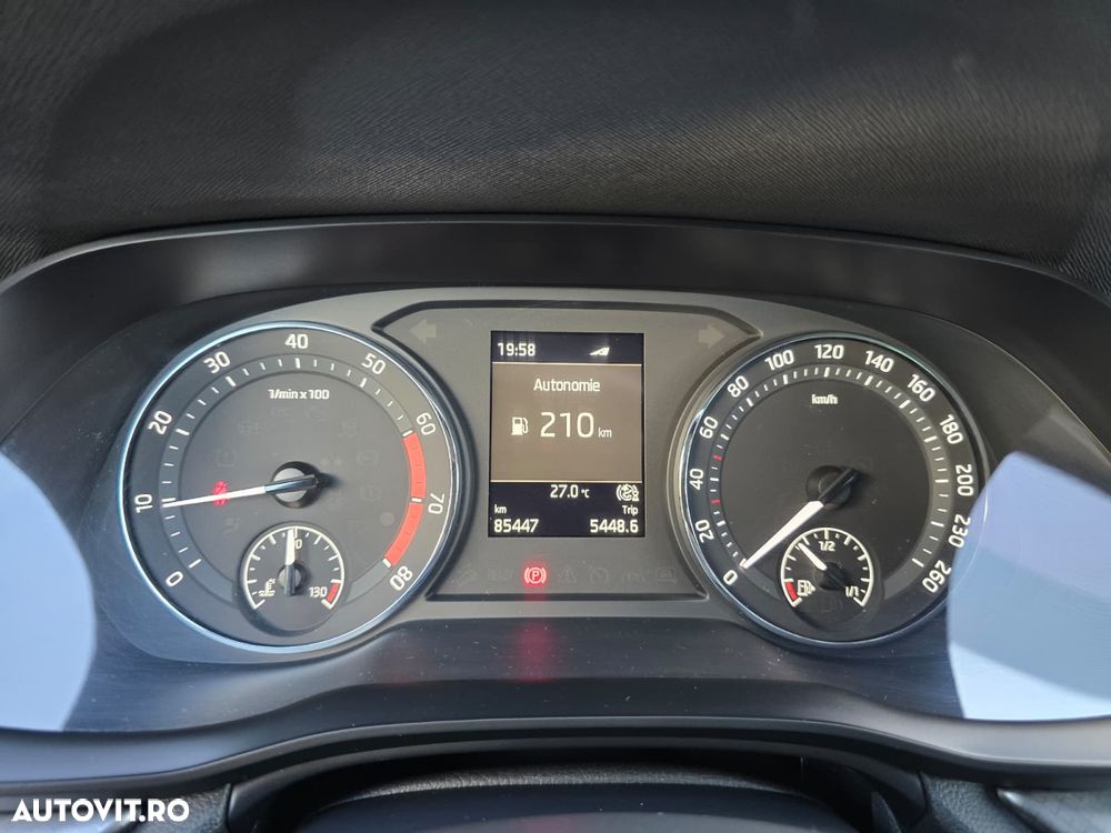 Skoda Octavia 1.5 TSI Ambition - 19