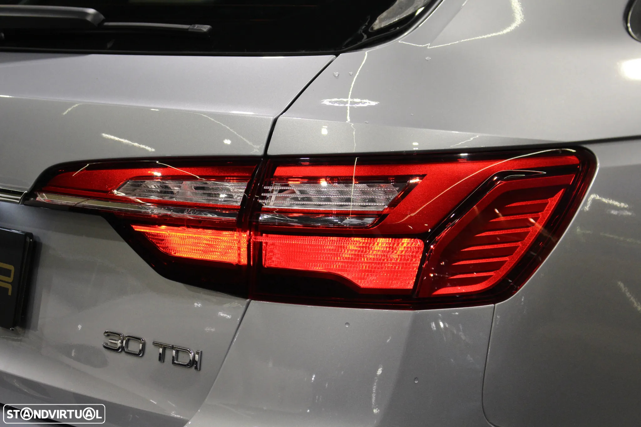 Audi A4 Avant 30 TDI Advanced S tronic - 8