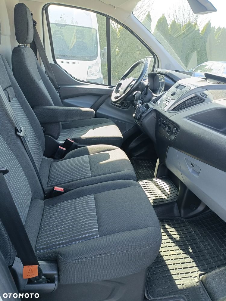 Ford transit custom - 11