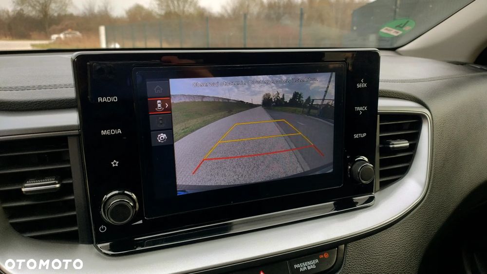 Kia Ceed 1.5 T-GDI M - 8