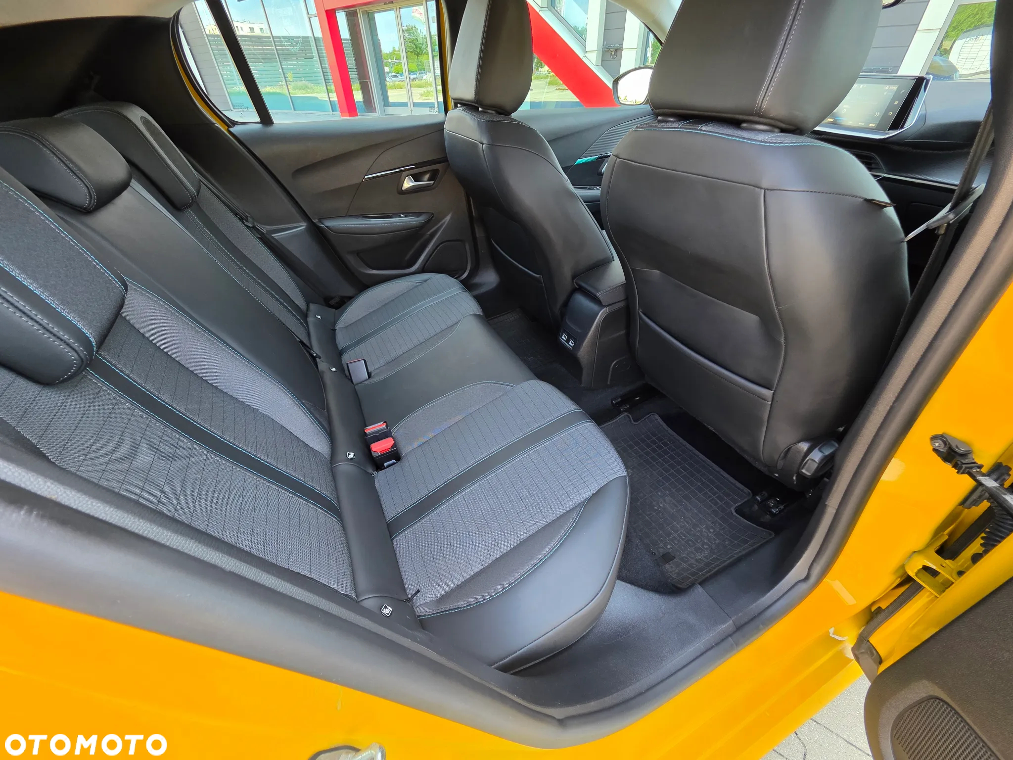 Peugeot 208 Hybrid 110 e-DSC6 Style - 22