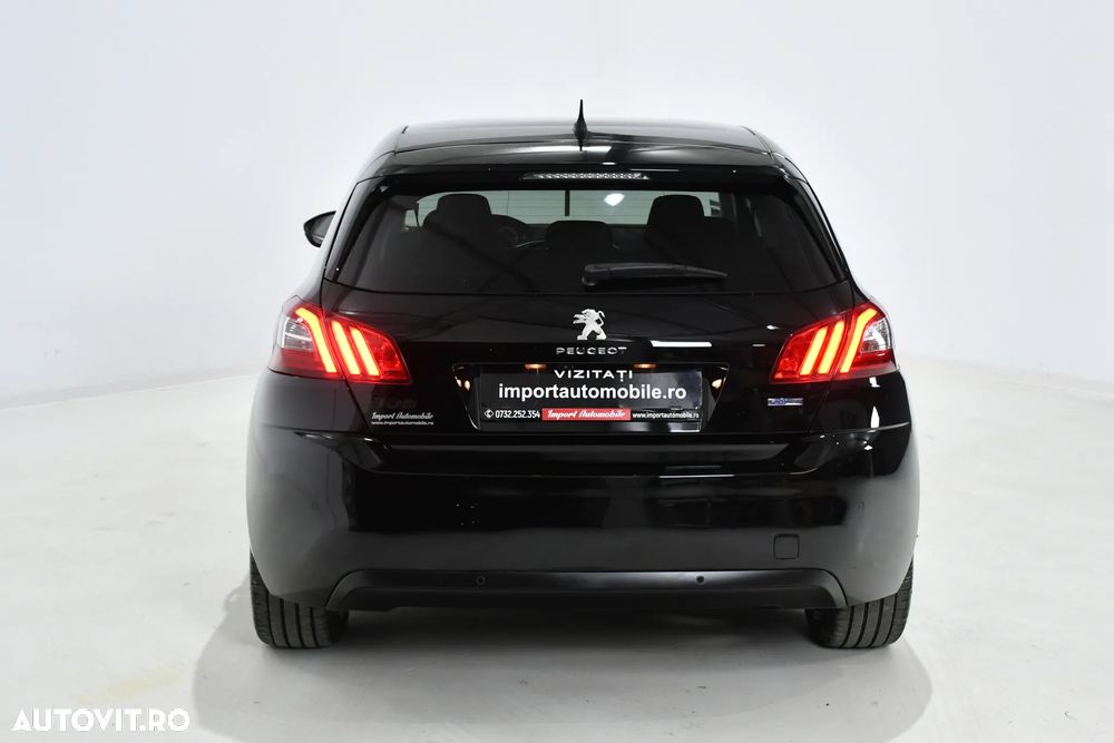 Peugeot 308 1.2 e-THP STT Allure - 13