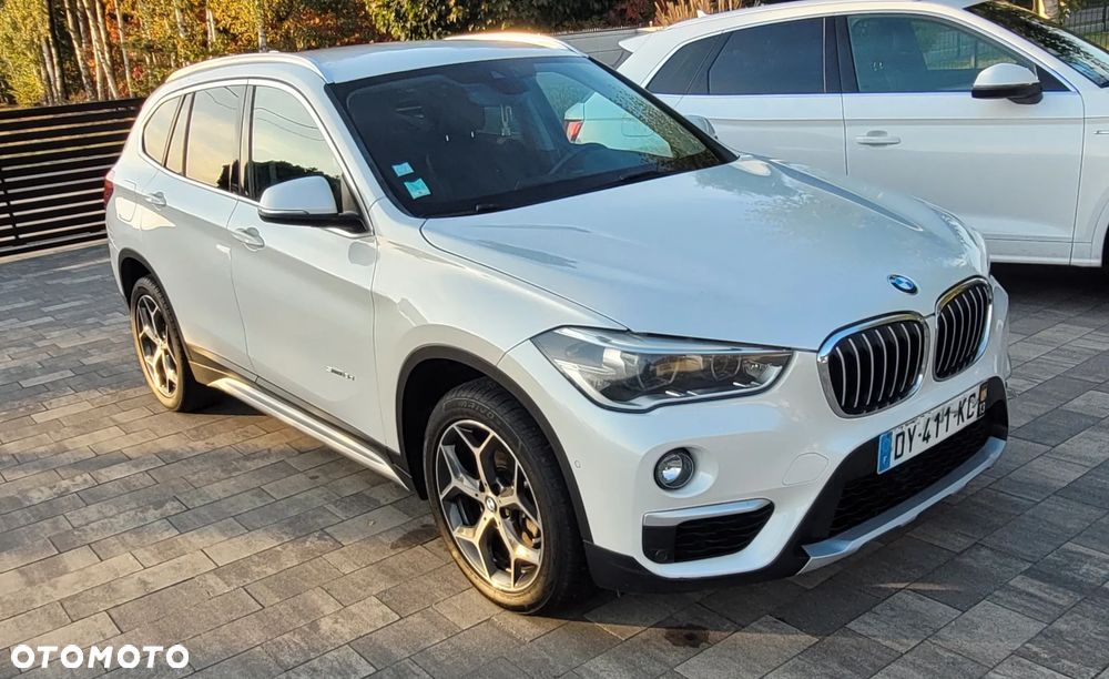 BMW X1 sDrive18d Sport Line - 17