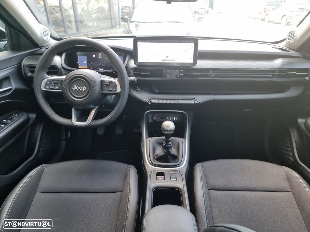 Jeep Avenger 1.2 GSE T3 Altitude - 11