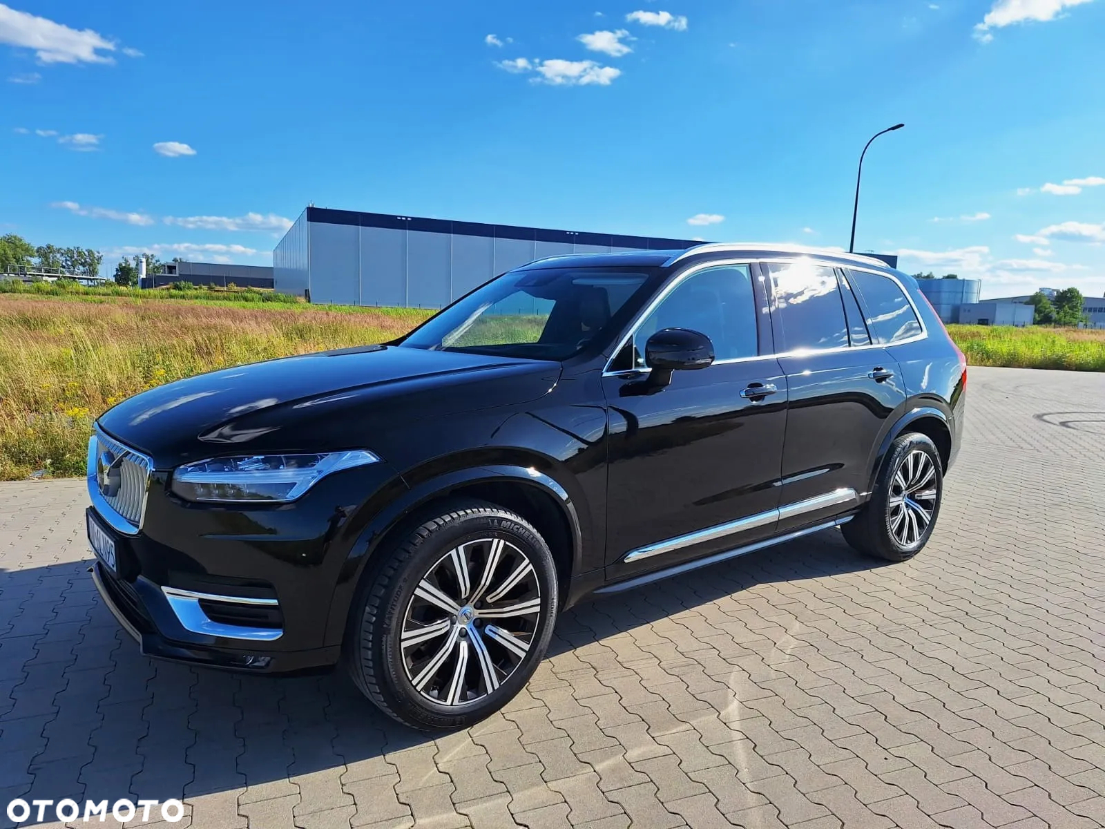 Volvo XC 90 B5 D AWD Momentum Pro - 2