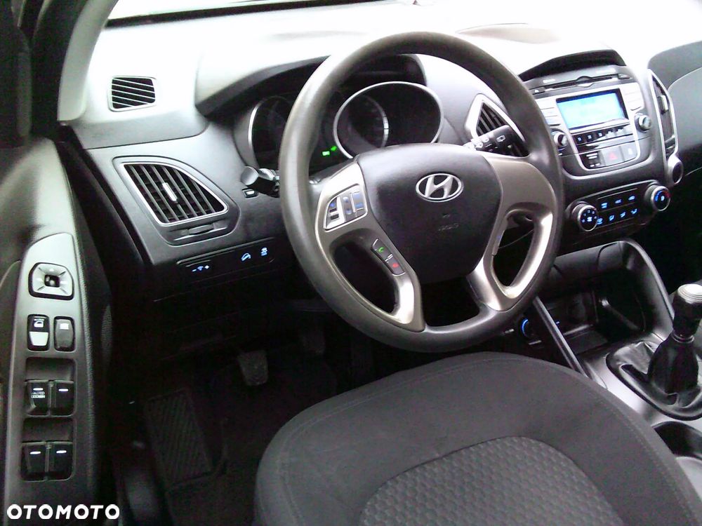 Hyundai ix35 2.0 2WD Comfort - 11