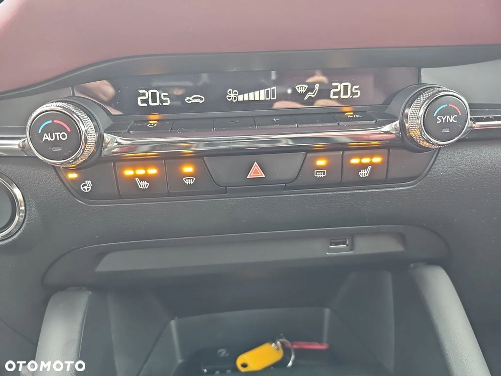 Mazda 3 2.0 mHEV Enso - 18