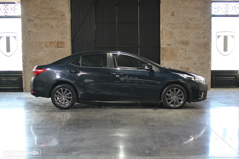 Toyota Corolla 1.4 D-4D Exclusive - 6